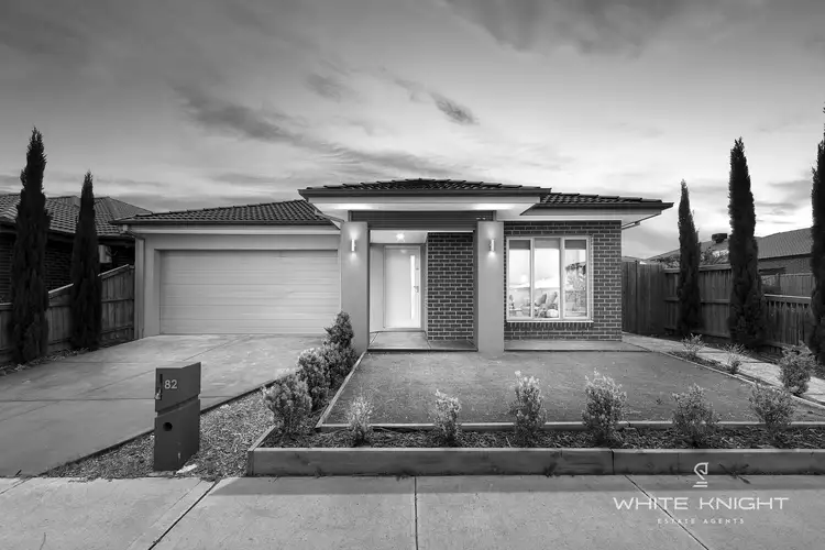 82 Restful Way, Rockbank VIC 3335