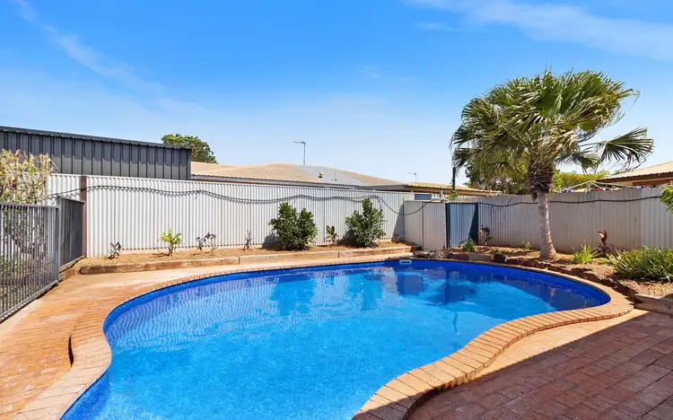 8 Hackett Close, Nickol WA 6714