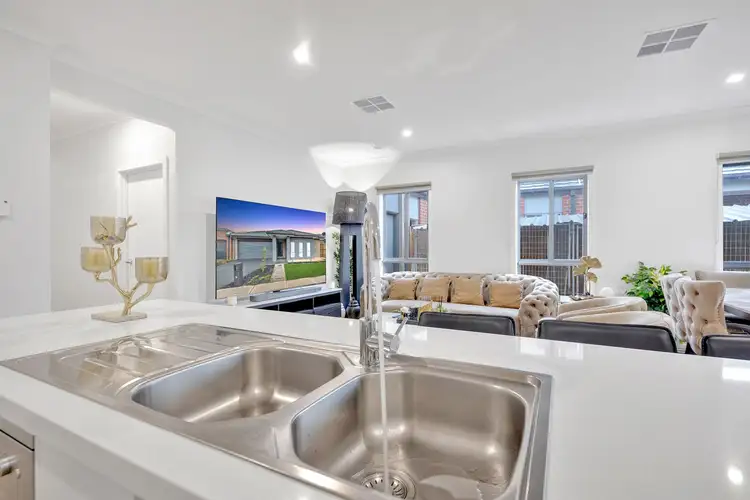 Sixth view of Homely house listing, 14 Spadefoot Place, Strathtulloh VIC 3338