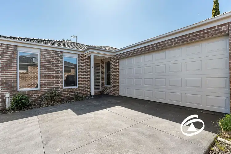Main view of Homely unit listing, 4/5 Spencer Place, Pakenham VIC 3810