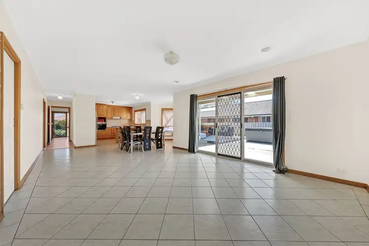 Fourth view of Homely house listing, 2 Loretta Close, Lara VIC 3212