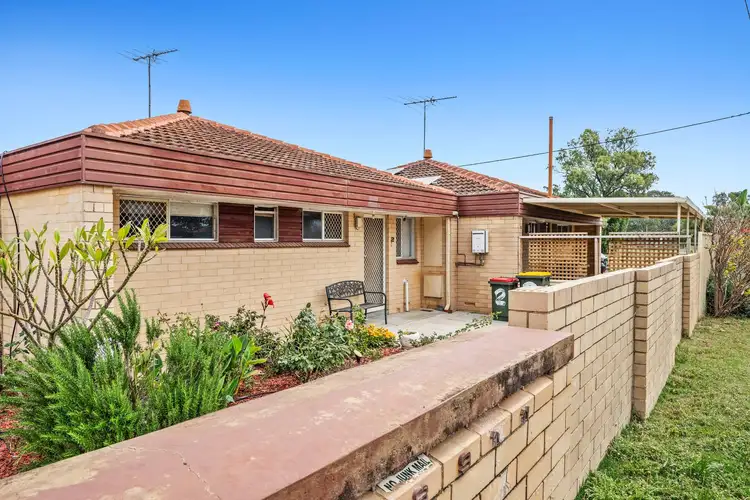Second view of Homely unit listing, 2/5 Uldina Place, Pinjarra WA 6208