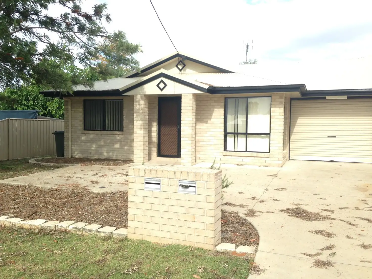 Main view of Homely unit listing, 1/27 Mann Street, Chinchilla QLD 4413