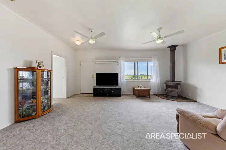 Third view of Homely house listing, 35 Beatties Road, Koo Wee Rup VIC 3981
