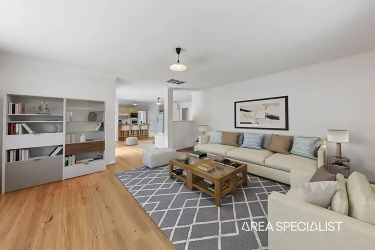 Sixth view of Homely house listing, 10 Stradbroke Close, Berwick VIC 3806