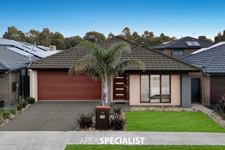 24 Yearling Crescent, Clyde North VIC 3978