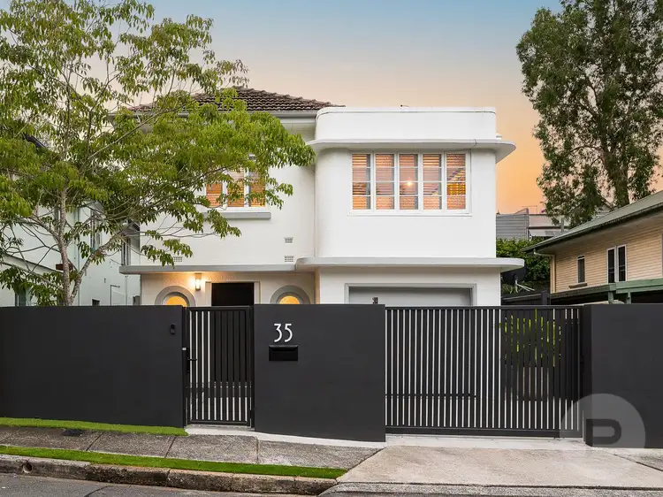 35 Ewart Street