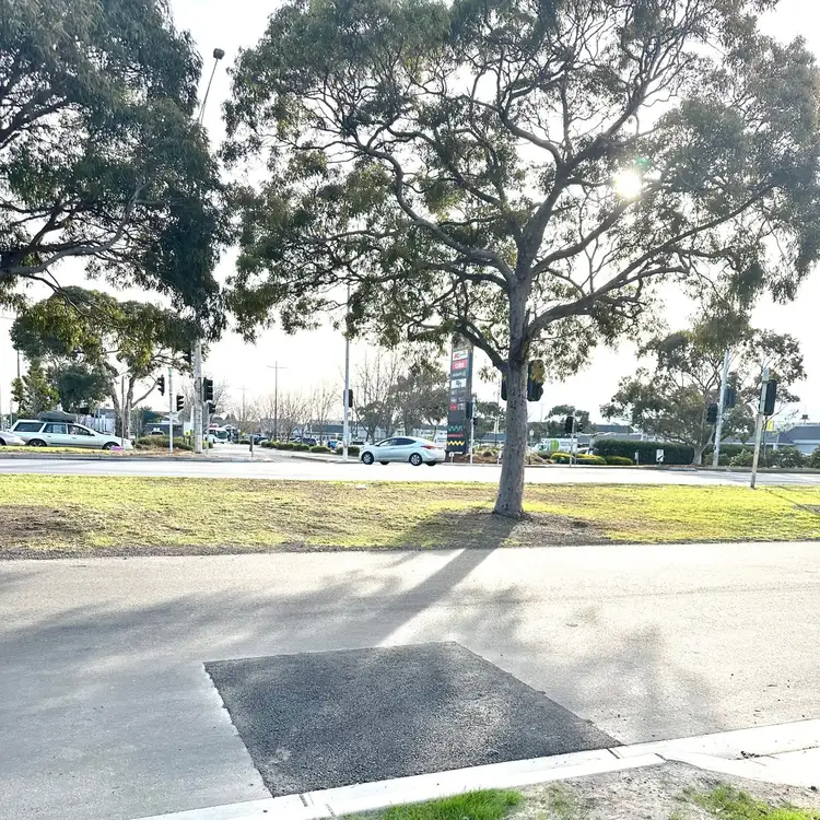 Main view of Homely townhouse listing, 1/92 Bacchus Marsh Road, Corio VIC 3214