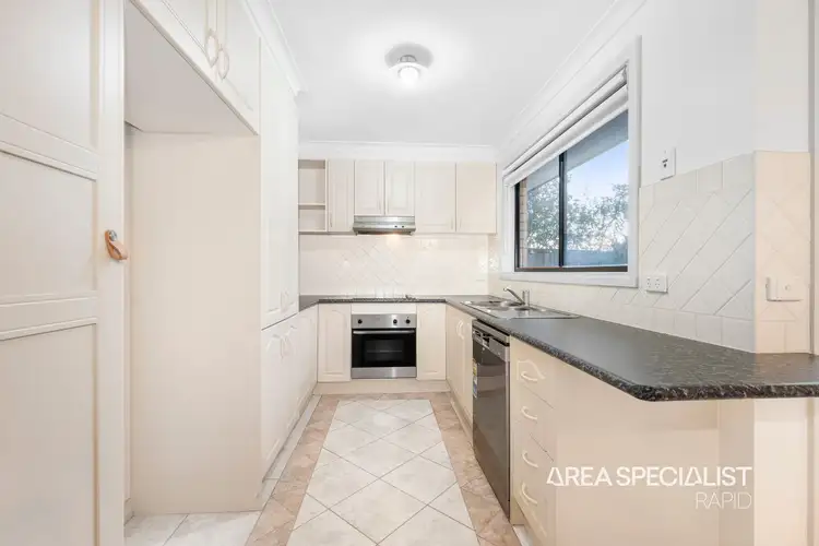 Fifth view of Homely house listing, 3 Breydon Place, Hampton Park VIC 3976