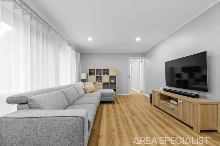Third view of Homely house listing, 4 Airlie Court, Langwarrin VIC 3910