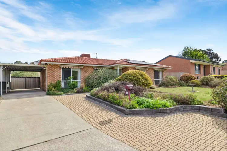 70 Casey Crescent, Calwell ACT 2905