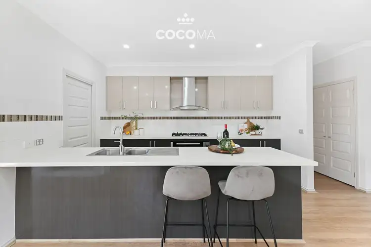Fourth view of Homely house listing, 8 Elkedra Way, Cranbourne North VIC 3977