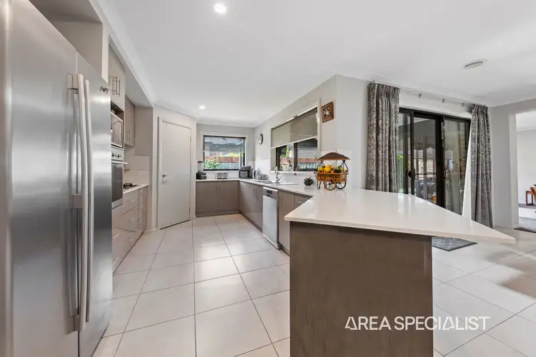 Fifth view of Homely house listing, 33 Silver Way, Koo Wee Rup VIC 3981