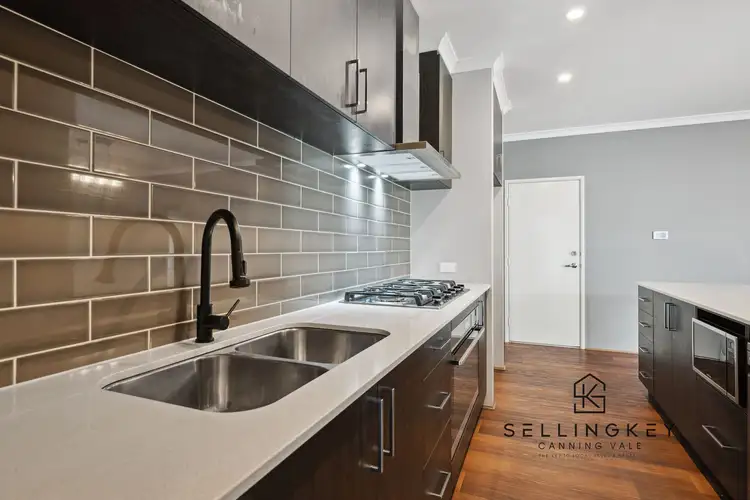 Sixth view of Homely house listing, 5 Calvera Gardens, Piara Waters WA 6112