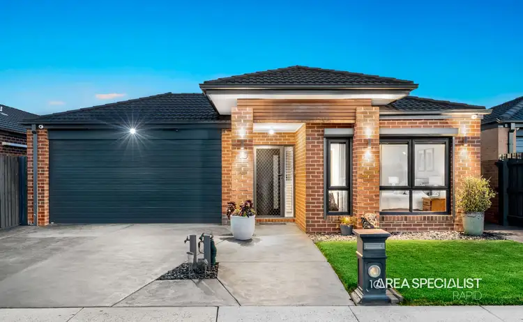 10 Pontiac Road, Cranbourne East VIC 3977