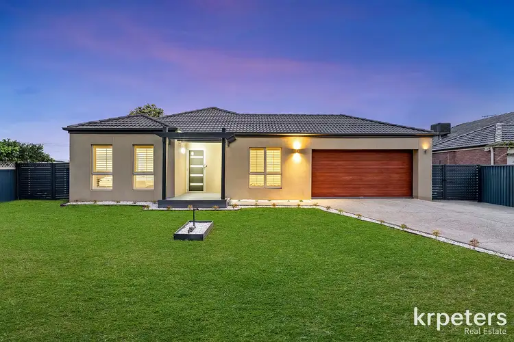 5 ESKDALE COURT, Pakenham VIC 3810