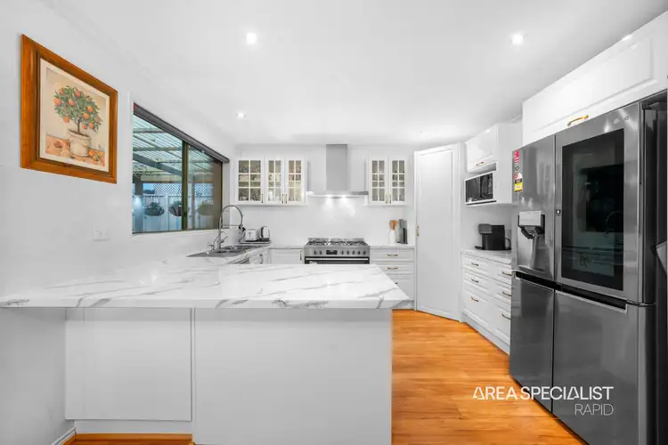 Fifth view of Homely house listing, 8 Donegal Way, Hampton Park VIC 3976