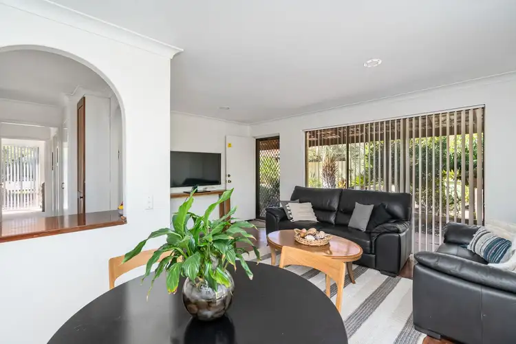 Sixth view of Homely house listing, 5 Omaha Court, Gosnells WA 6110