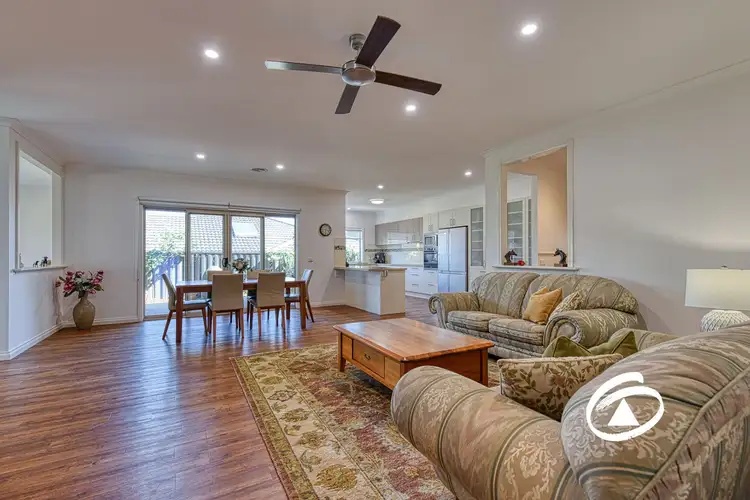 Sixth view of Homely house listing, 8 Eliza Heights, Pakenham VIC 3810