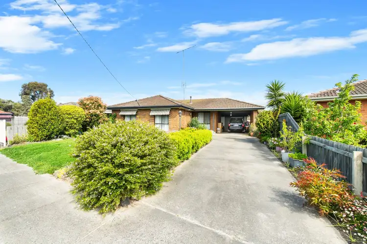 Second view of Homely house listing, 7 Karlo Court, Morwell VIC 3840