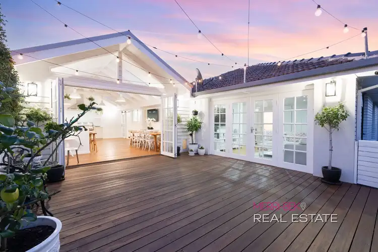 27 Moonee Boulevard, Glenroy VIC 3046
