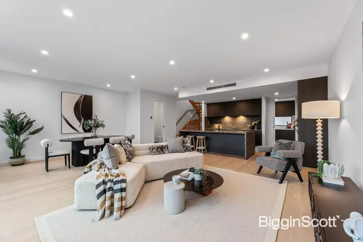 2/368 Manningham Road, Doncaster VIC 3108