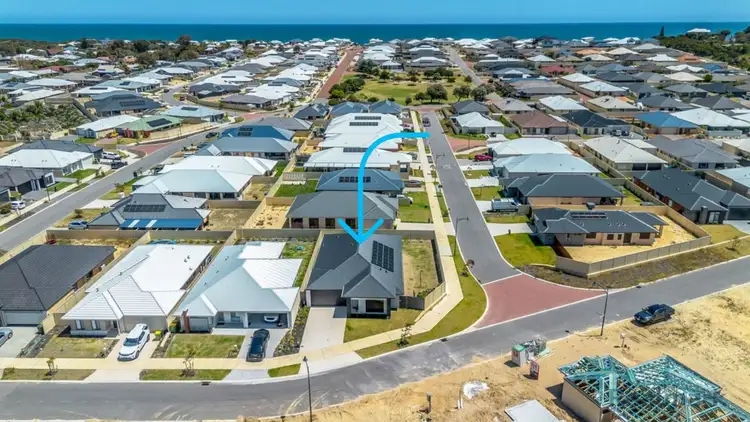 Second view of Homely house listing, 7 Gnowangerup Bend, Dawesville WA 6211