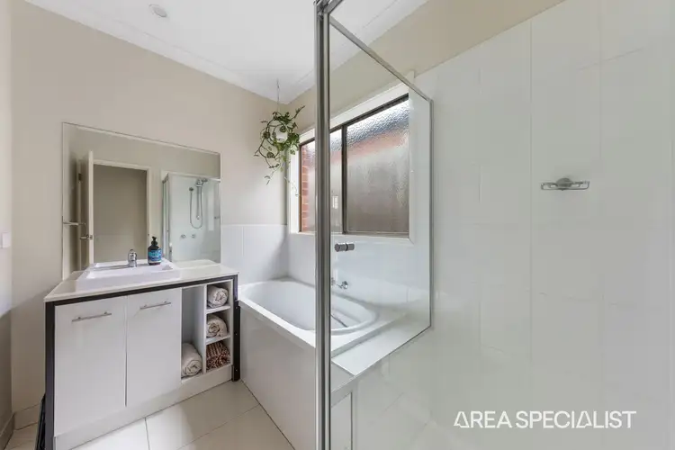 Sixth view of Homely unit listing, 6/1-5 Meaby Drive, Pakenham VIC 3810