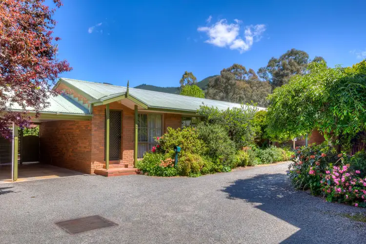 Main view of Homely unit listing, 2/16 Park Street, Bright VIC 3741