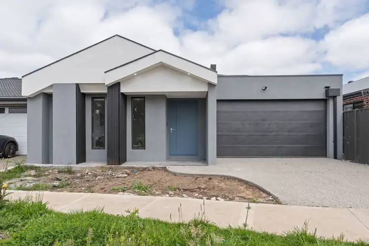 21 Ovata Grove, Donnybrook VIC 3064
