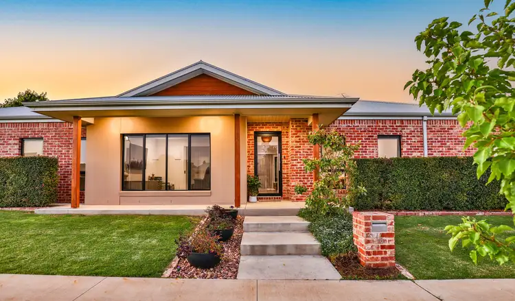 16 Toorak Drive, Irymple VIC 3498