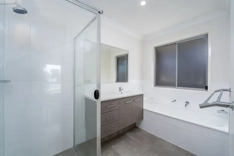 Third view of Homely semi-detached listing, 1/11 Grandview Crescent, Armidale NSW 2350