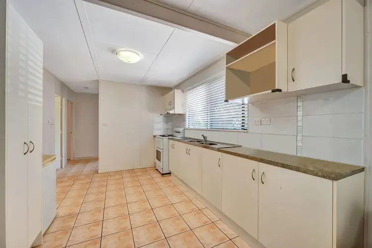 Fourth view of Homely house listing, 10 Whiting Court, Cungulla QLD 4816