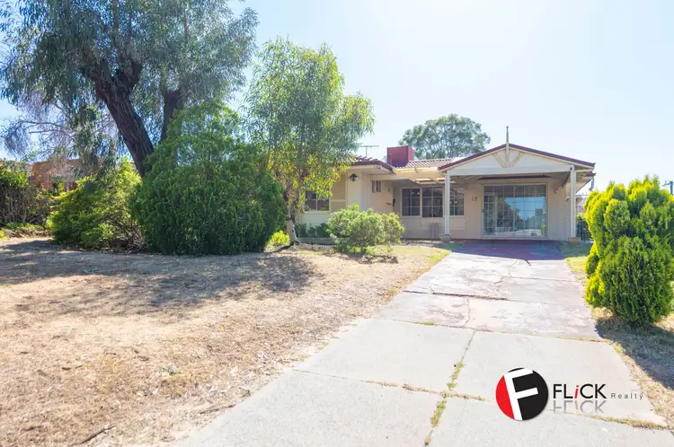 16 Fairfax Road, Swan View WA 6056