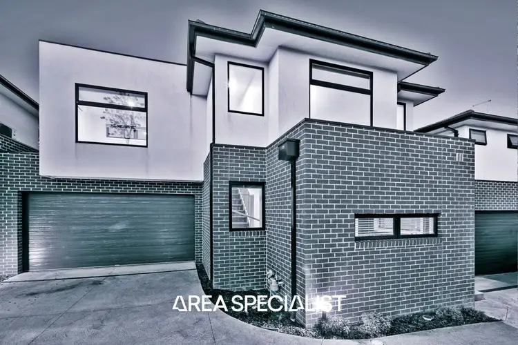 2/18 Dunkinson Street, Narre Warren VIC 3805