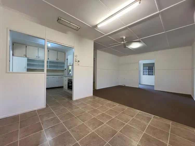 Seventh view of Homely house listing, 27 West Street, Childers QLD 4660