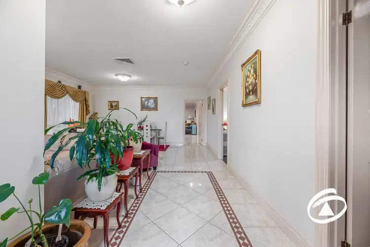 Second view of Homely house listing, 2 Ezard Close, Berwick VIC 3806