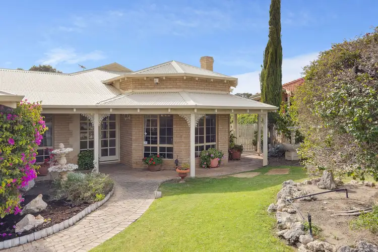 7 Harbord Court, Kallaroo WA 6025