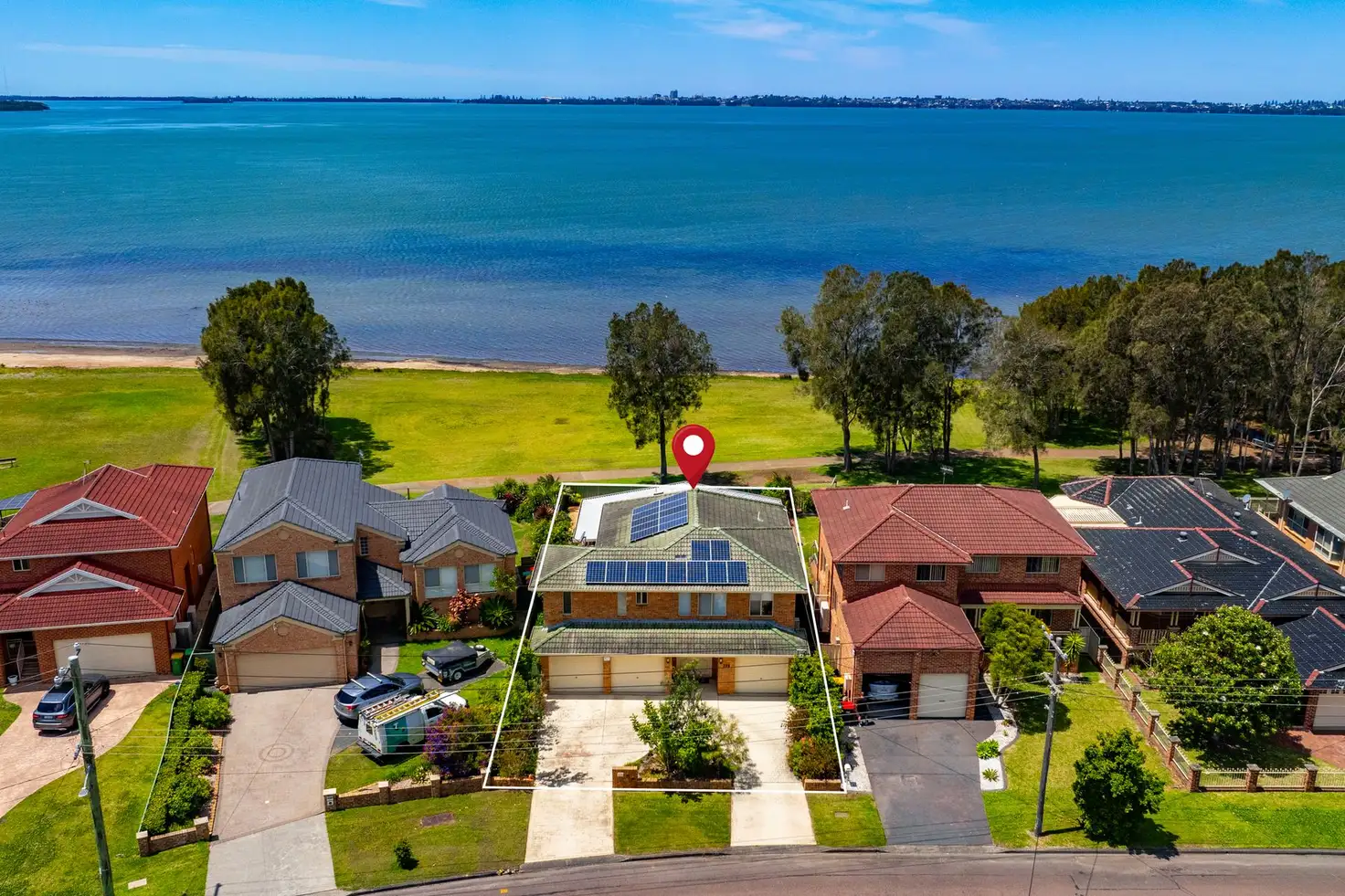 Main view of Homely house listing, 299 Lakedge Avenue, Berkeley Vale NSW 2261