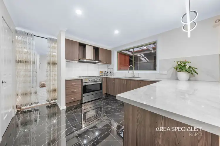 Fifth view of Homely house listing, 3 Tauna Place, Cranbourne West VIC 3977