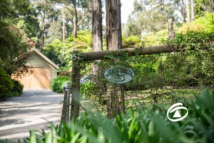 Third view of Homely house listing, 5 Seaview Road, Cockatoo VIC 3781