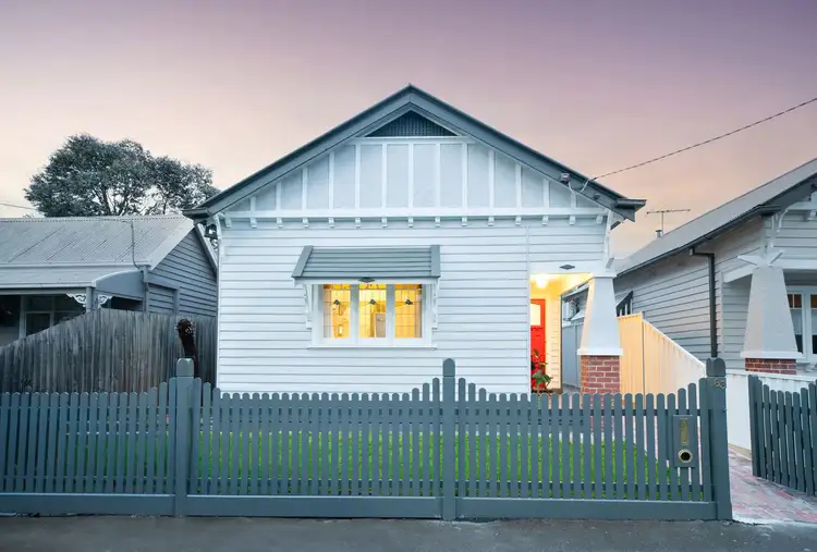 83 Evans Street