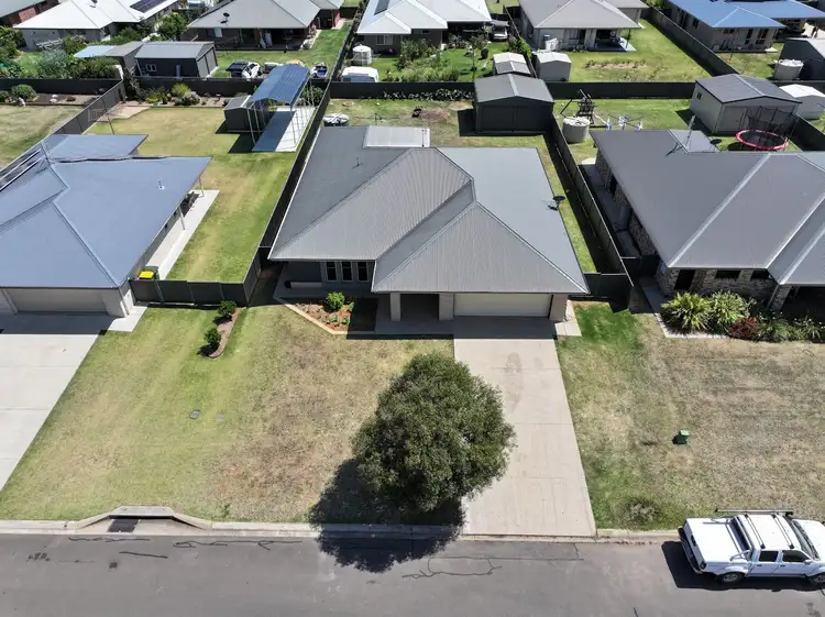 Third view of Homely house listing, 15 Cameron Street, Chinchilla QLD 4413
