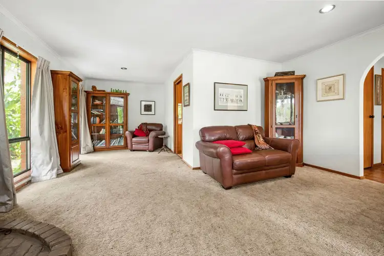 Fifth view of Homely house listing, 4 Bamboo Court, Strathfieldsaye VIC 3551