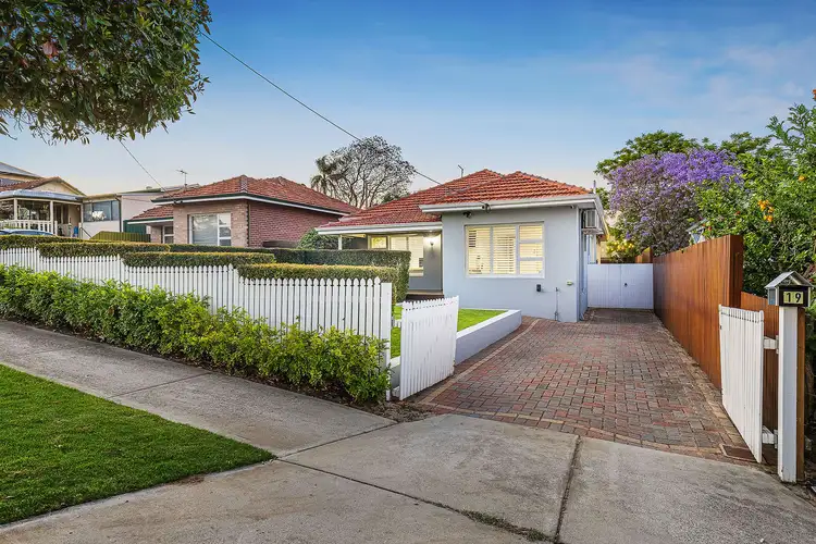 19 Bay View Street, Bayswater WA 6053