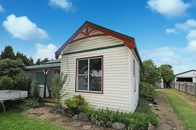 Main view of Homely house listing, 32 Meade Street, Glen Innes NSW 2370