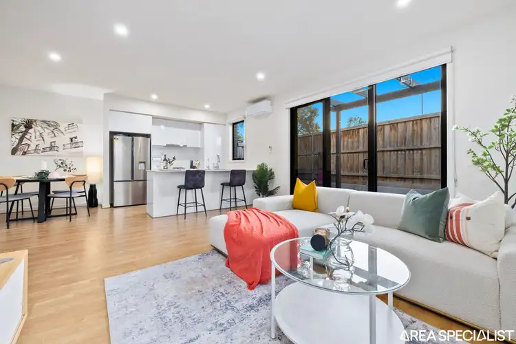 Sixth view of Homely house listing, 122 Willow Glen Boulevard, Cranbourne VIC 3977
