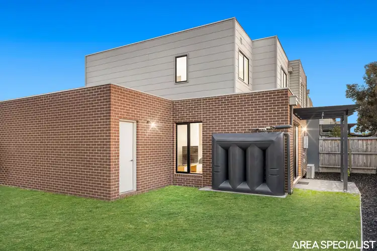 Seventh view of Homely house listing, 122 Willow Glen Boulevard, Cranbourne VIC 3977