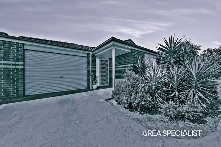 Main view of Homely unit listing, 6/12 Renlik Court, Pakenham VIC 3810