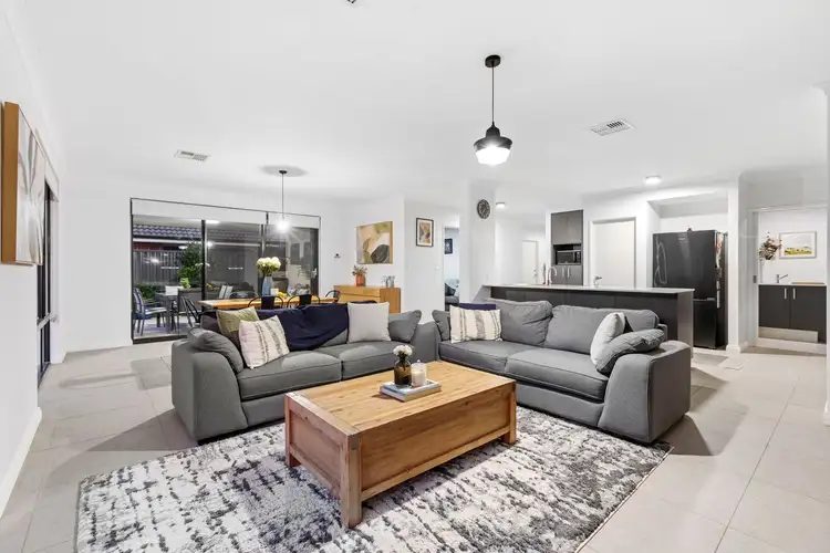 Fifth view of Homely house listing, 19 Ametrine Street, Treeby WA 6164